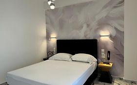 Madi Luxury Stay